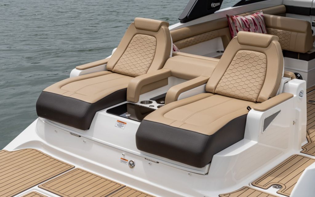 Sea Ray 290 SDX_2.jpg Sea Ray 290 SDX_2.jpg