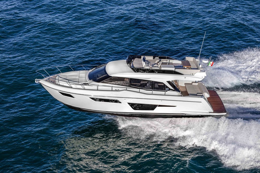 FerrettiYachts500NewExteriors_0002_47656.jpg