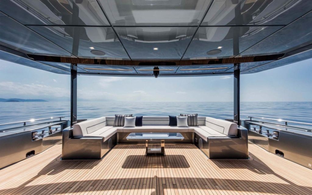 Яхта Riva 112' Dolcevita Super Яхта Riva 112' Dolcevita Super