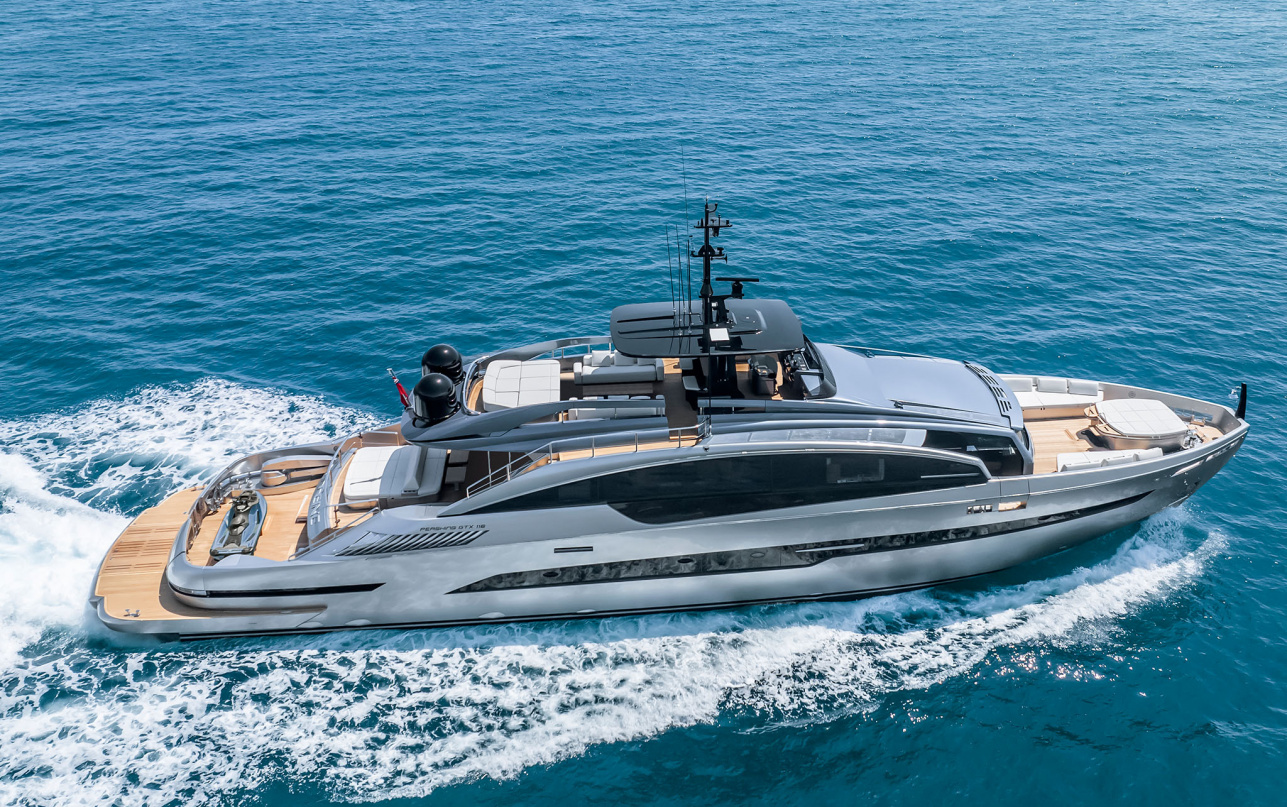 Яхта Pershing GTX116 фото 1.3