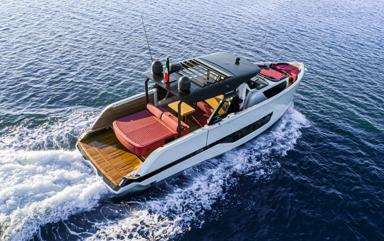 Яхта Cranchi A46 LUXURY TENDER фото 1.1