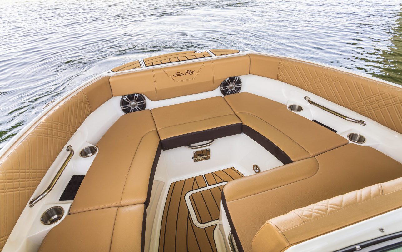 Катер Sea Ray  230 SDX фото 1.3