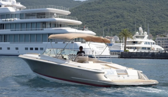 Катер Chris-Craft Corsair 28