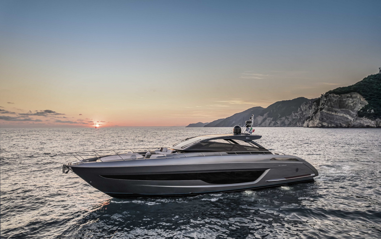 Яхта Riva 68' Diable фото 1.14