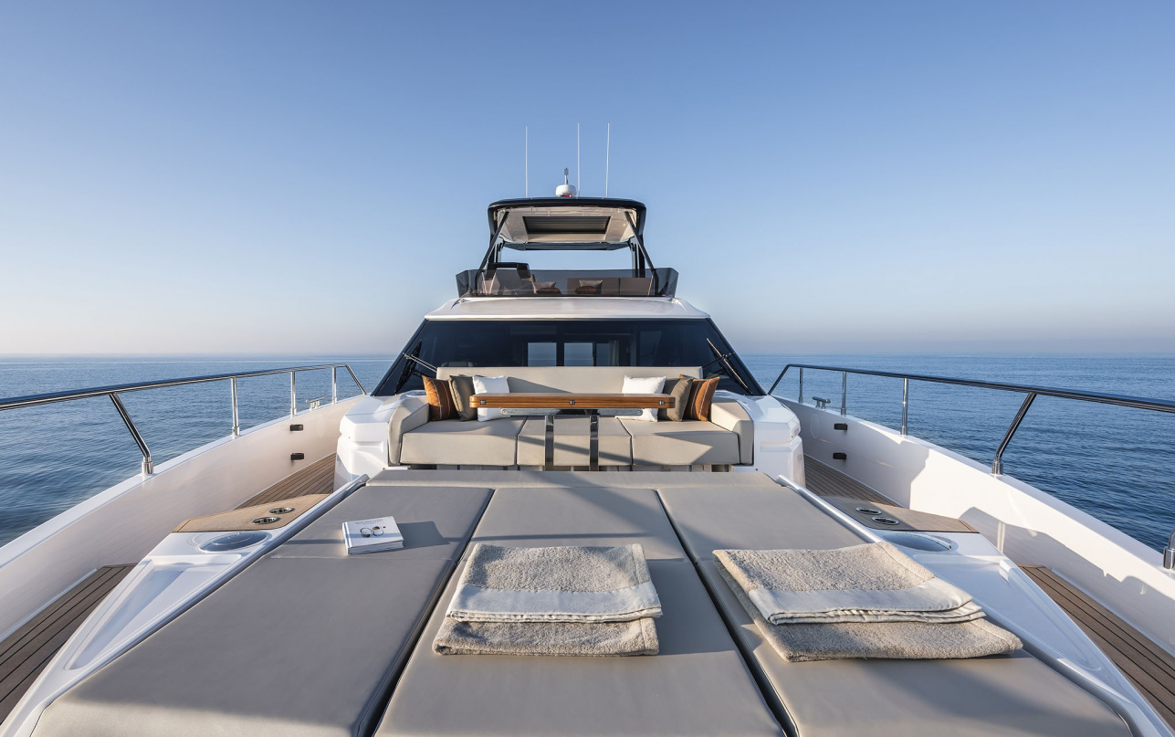 Яхта Ferretti Yachts 720 New фото 1.10
