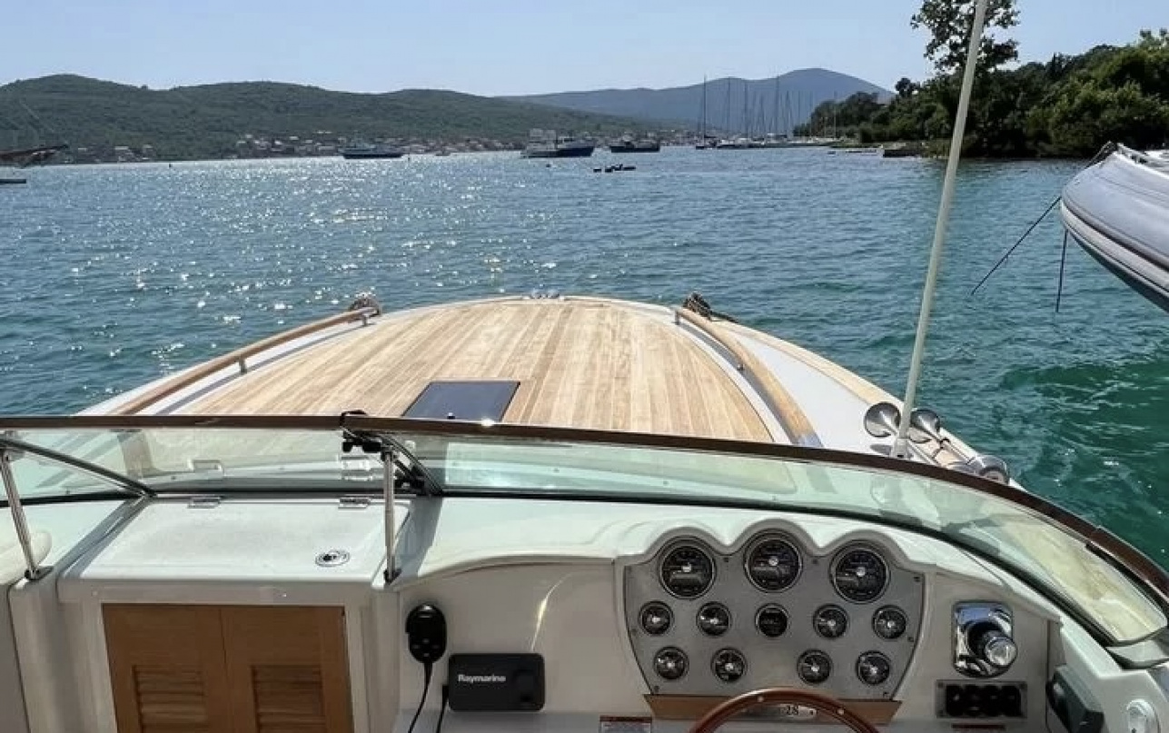 Катер Chris-Craft Corsair 28 фото 1.6