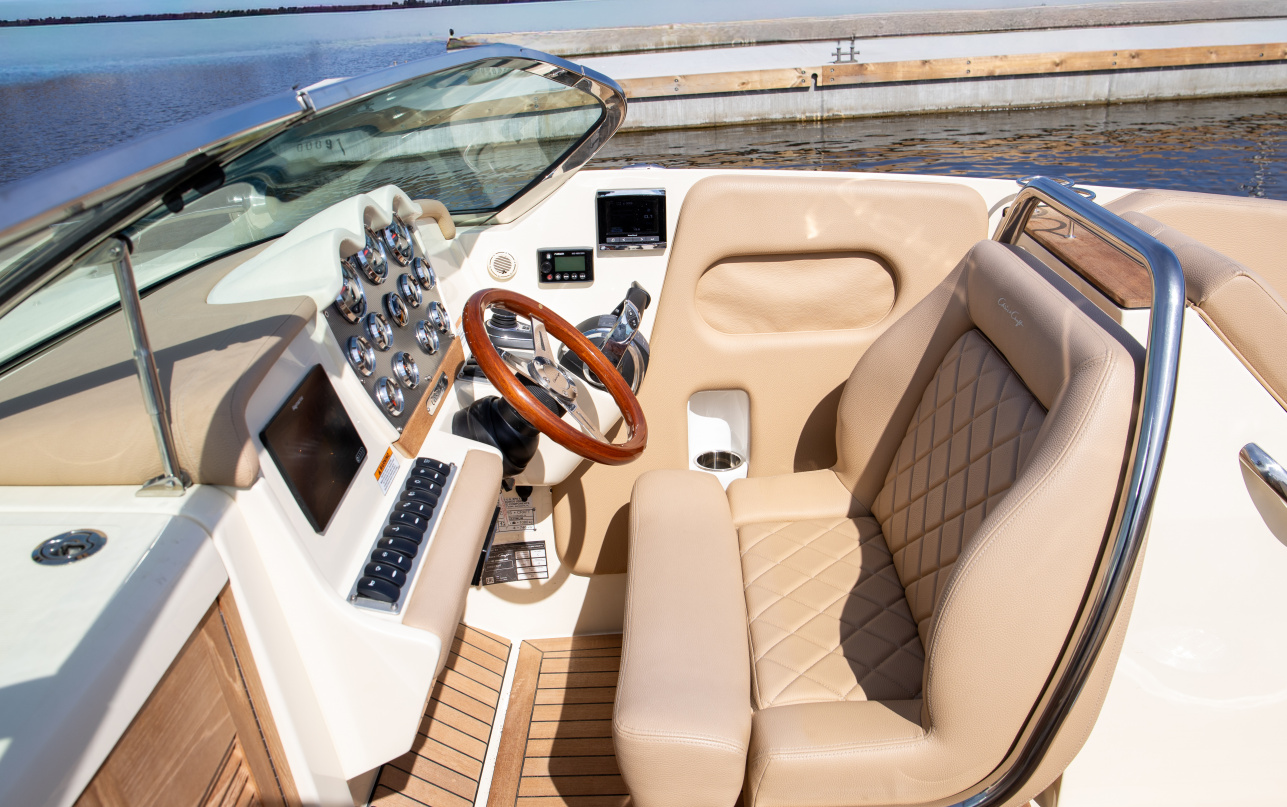 Катер Chris-Craft Corsair 34 фото 1.39