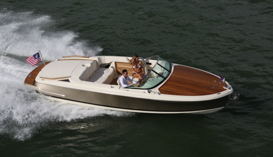 Катер Chris-Craft Capri 27