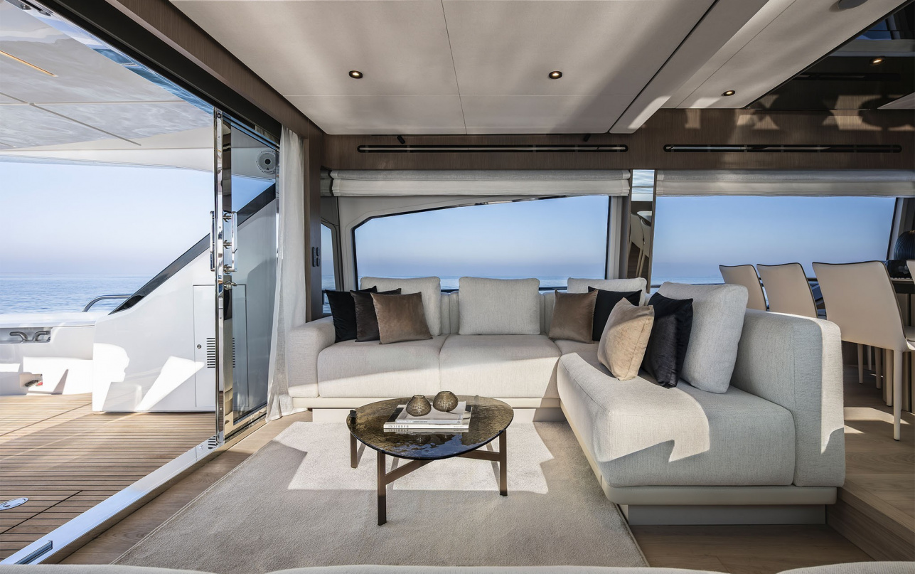 Яхта Ferretti Yachts 720 New фото 2.16