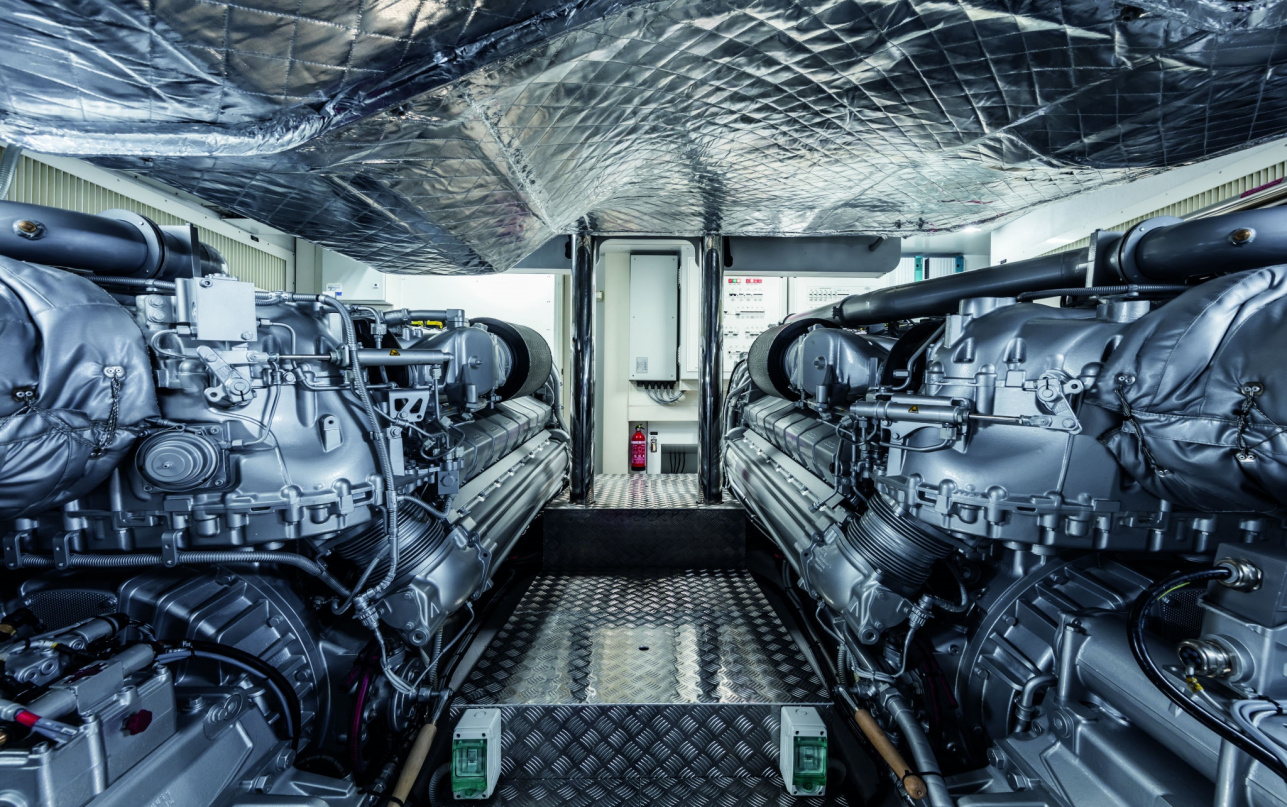 Яхта Pershing 9x фото 2.14