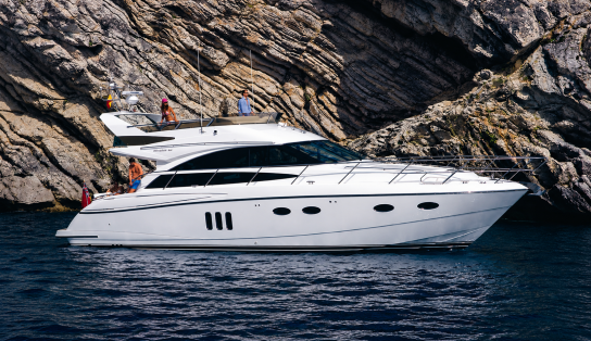 Яхта Princess 54