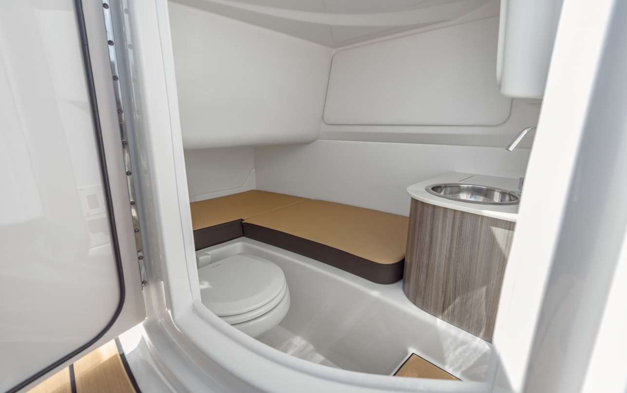 Катер Sea Ray  SDX 270 OB (Outboard) фото 1.6