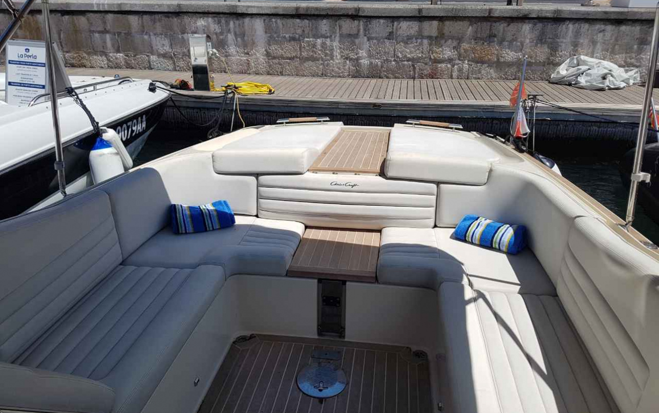 Катер Chris-Craft Corsair 32