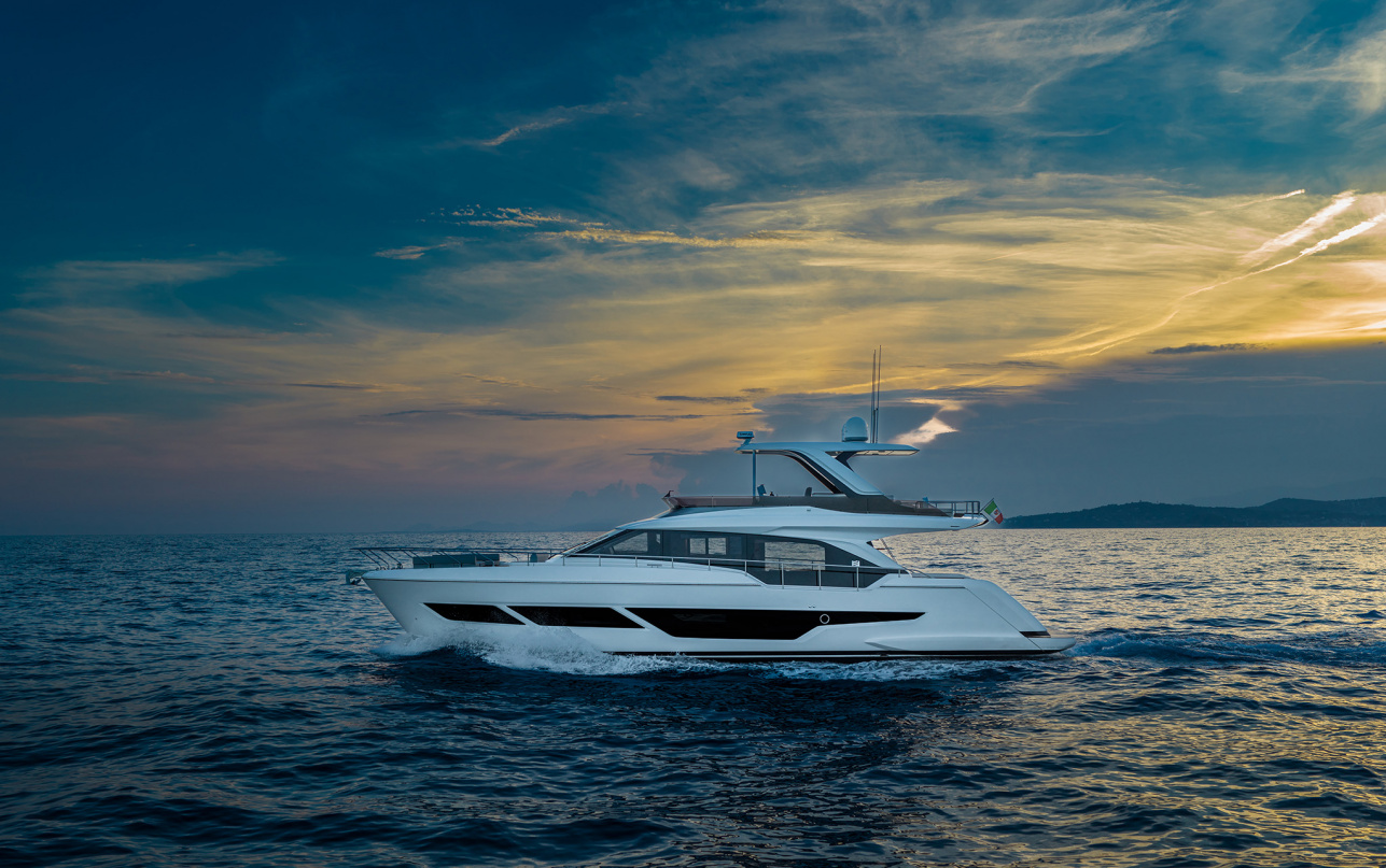 Яхта Ferretti Yachts 670 фото 1.11