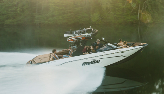 Катер буксировщик Malibu 25LSV 2021