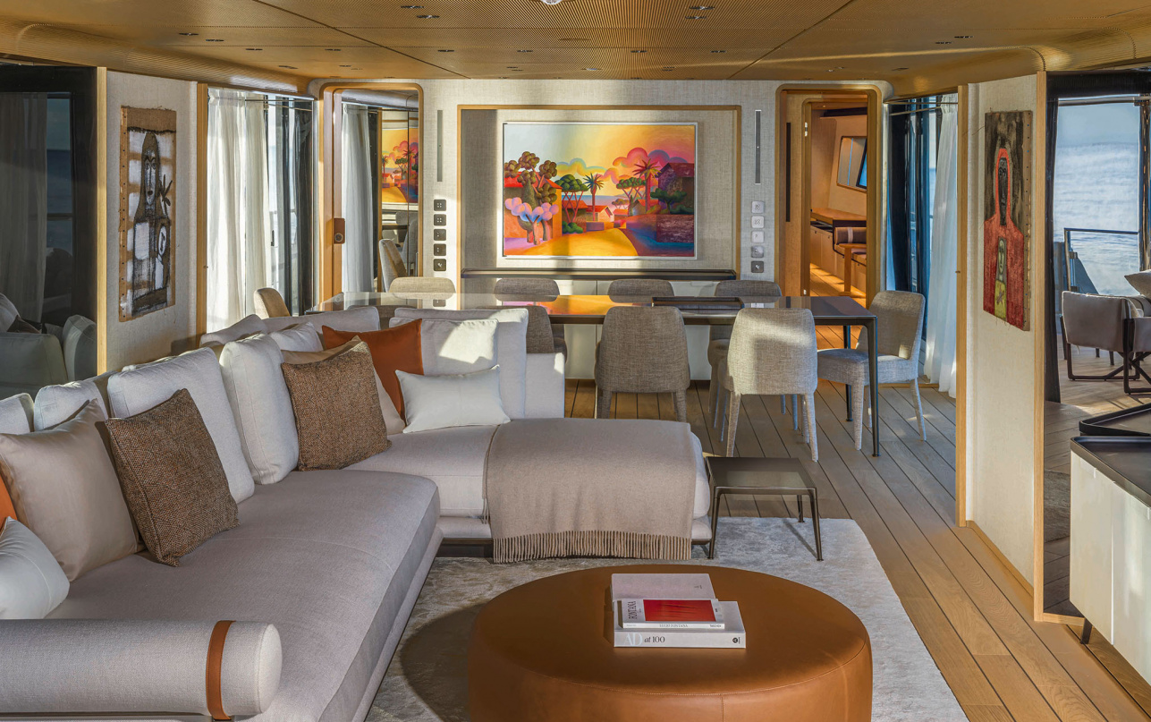 Яхта Custom Line Navetta 38 фото 2.4