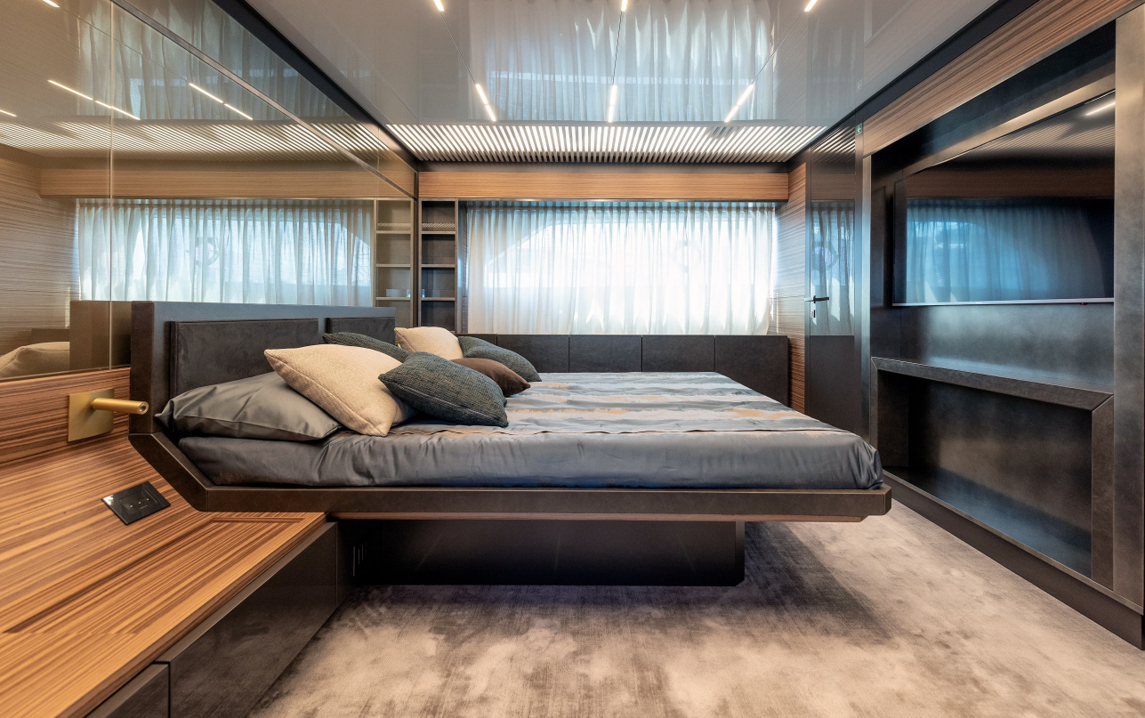 Яхта Ferretti Yachts 920 #36 фото 2.14