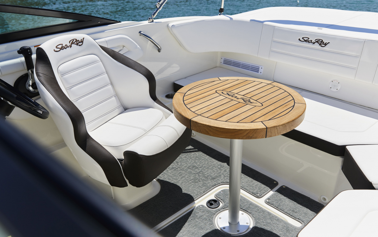 Катер Sea Ray 190 SPX OB/2487093 фото 1.13