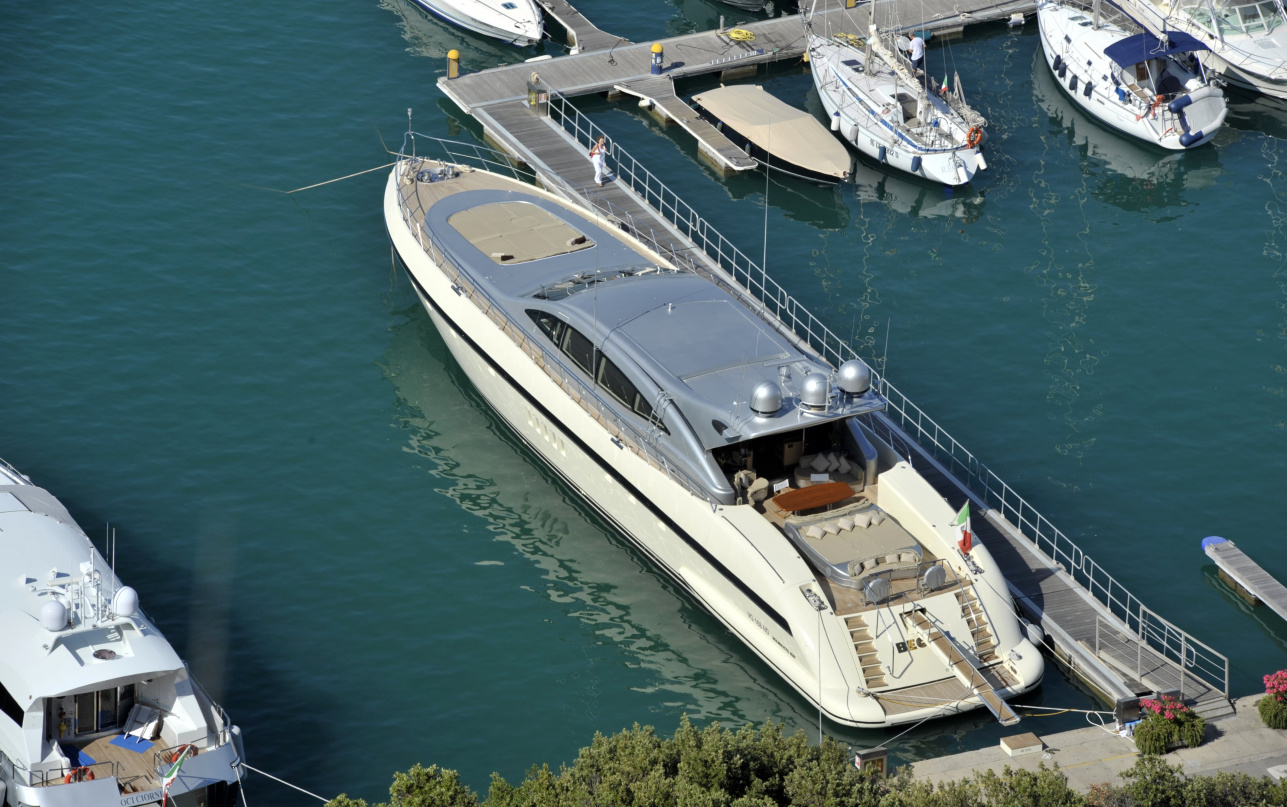 Яхта Mangusta 108 #23 Becool (Carefully used) фото 1.4