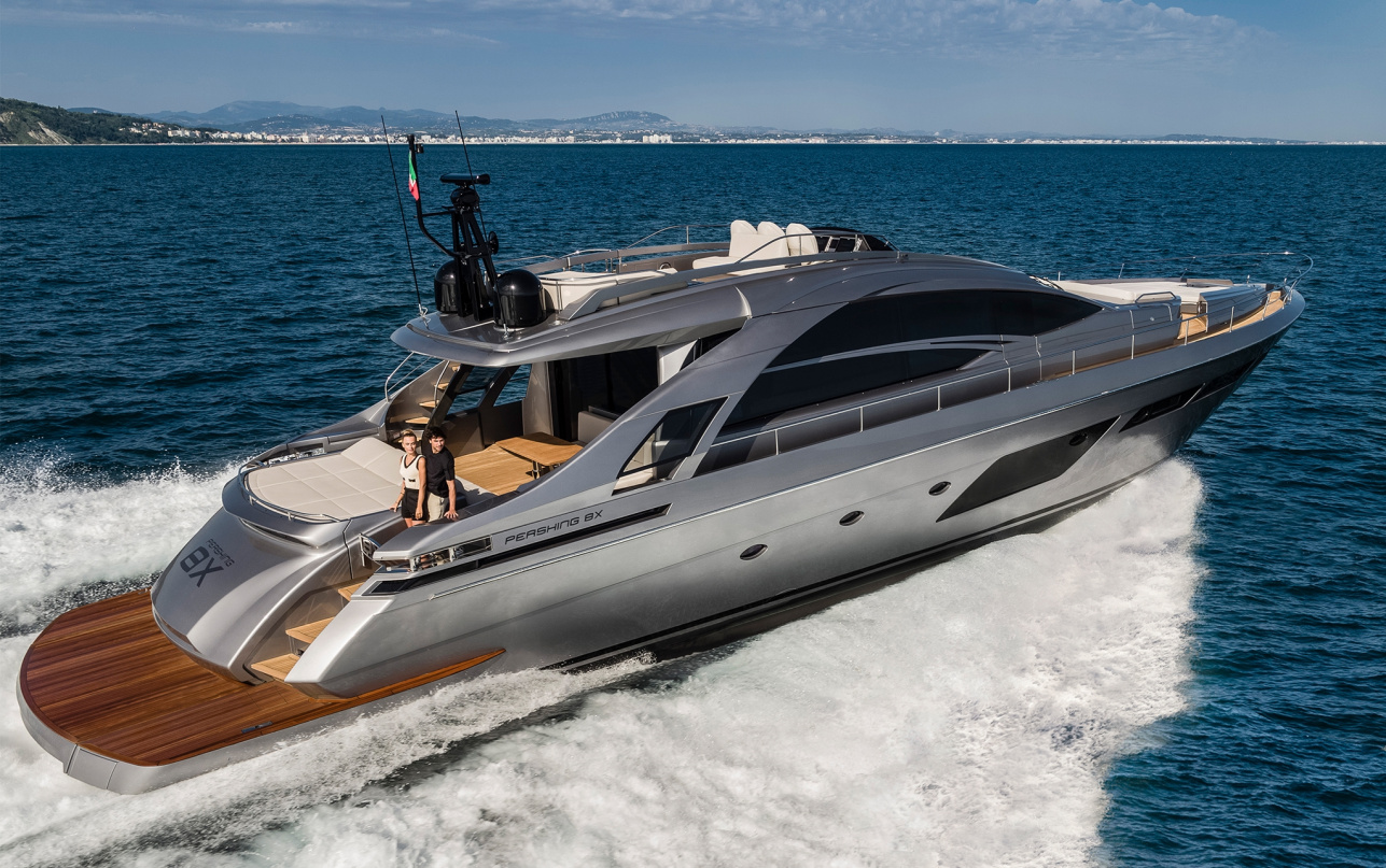 Яхта Pershing 8x фото 1.11