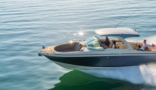 Катер Chris-Craft Launch 35 GT SURF