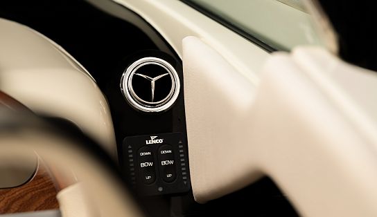 Launch 31 GT 