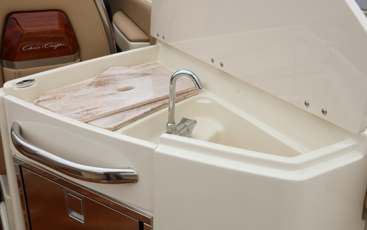 Катер Chris-Craft Launch 28 GT фото 1.16