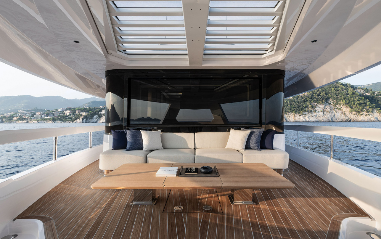 Яхта Ferretti Yachts INFYNITO 80 New фото 1.19