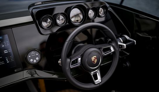  x Porsche 850 Fantom 