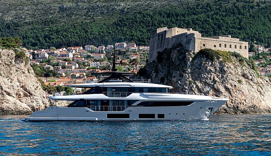 Navetta 38