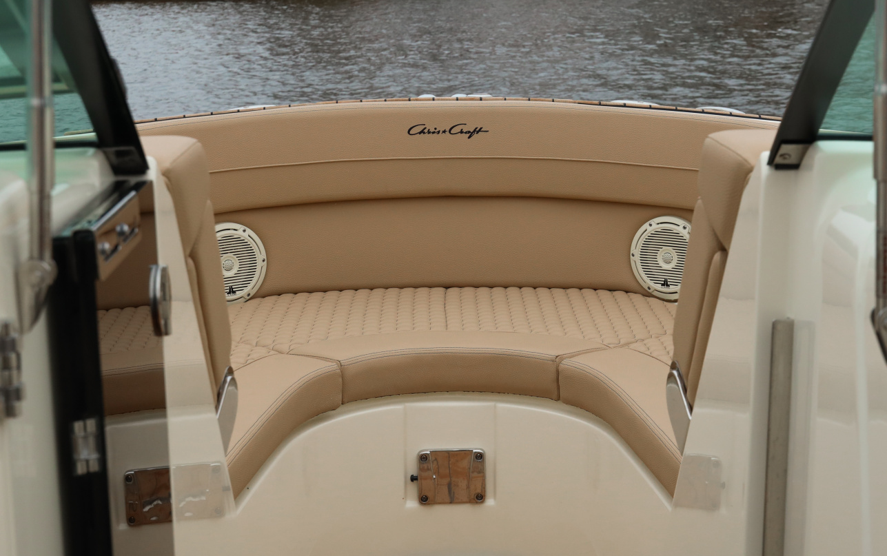 Катер Chris-Craft Launch 28 GT фото 1.7