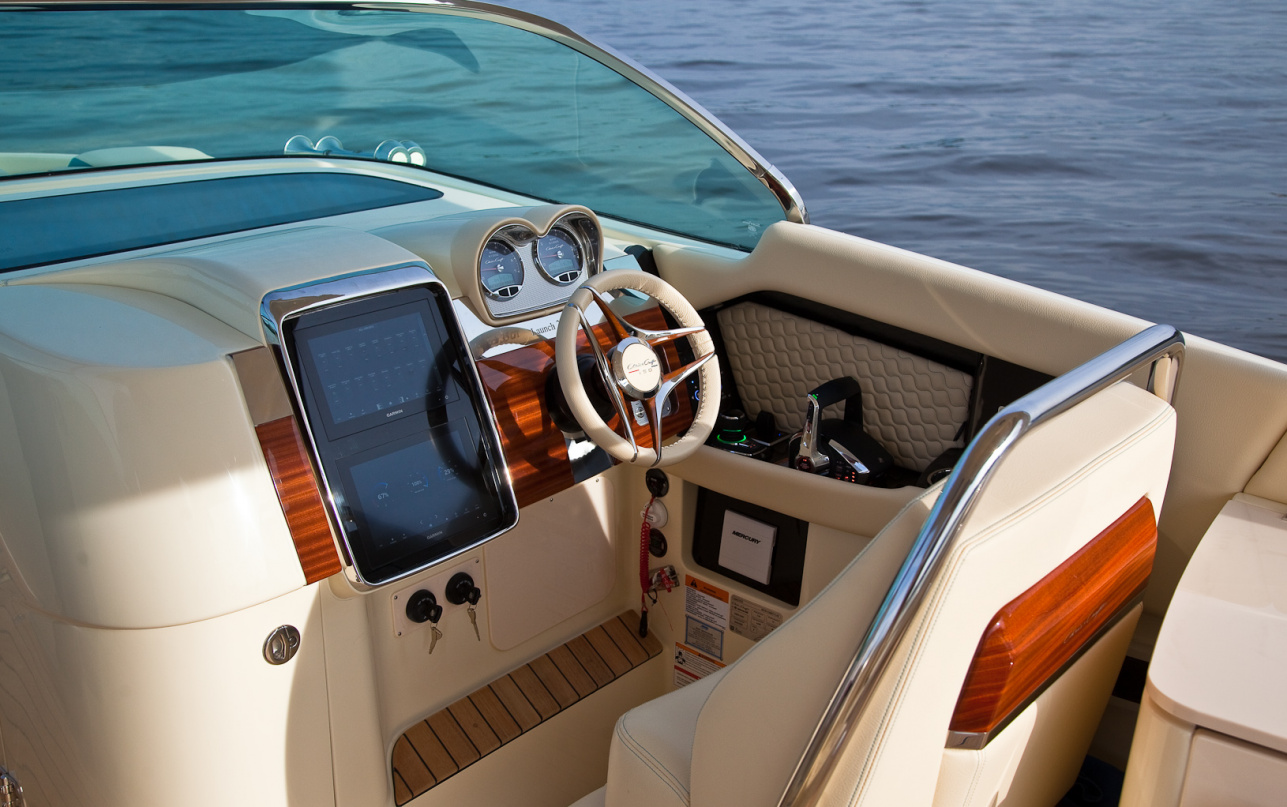 Катер Chris-Craft Launch 35 GT SURF фото 2.31