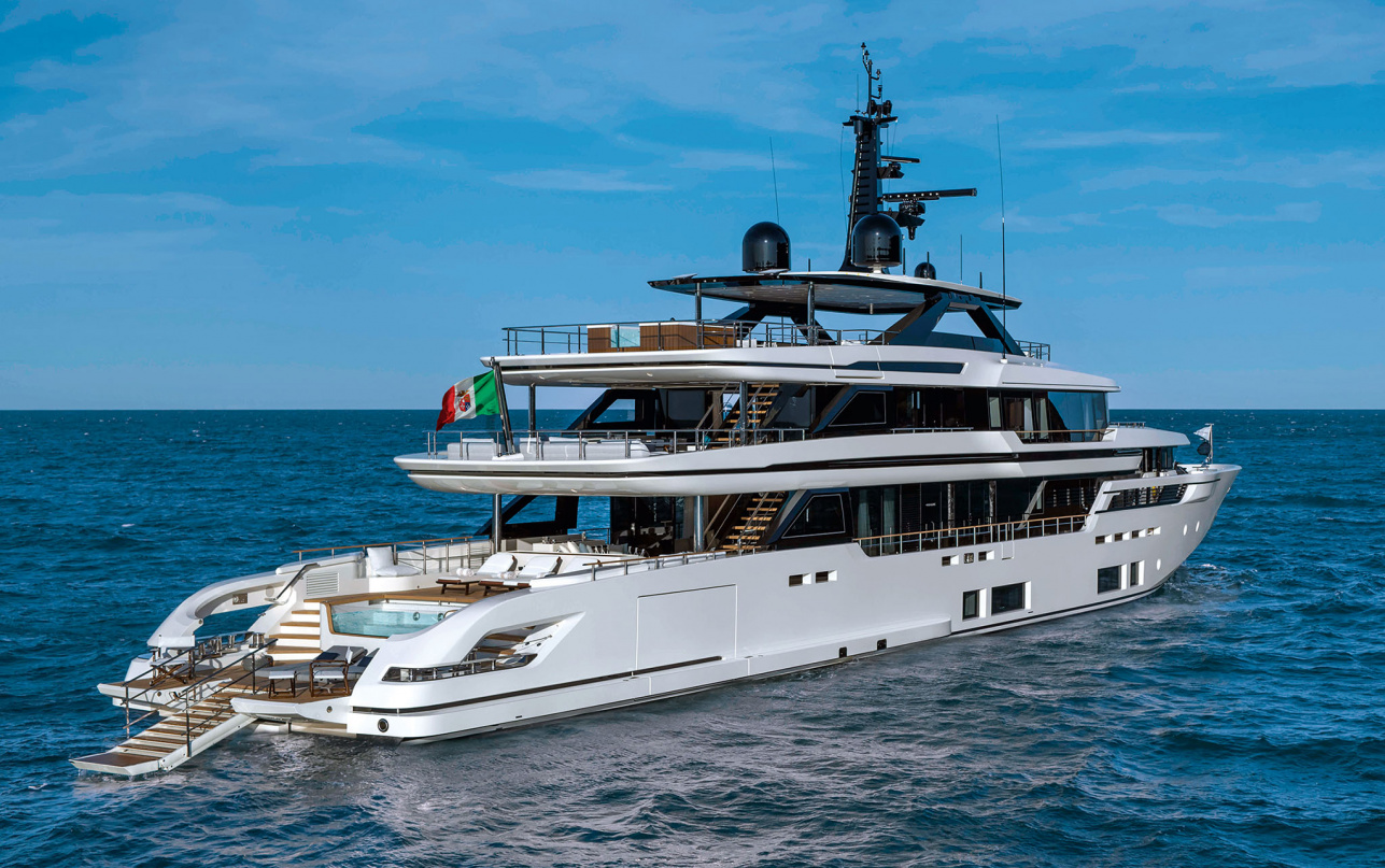 Яхта Custom Line 50 фото 1.7