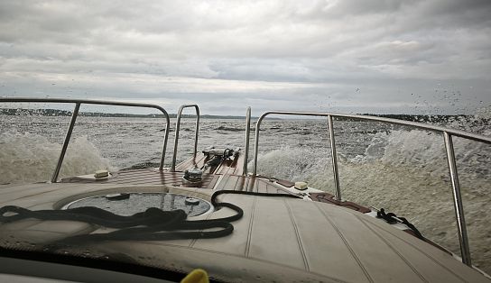 Катер Velvette 23 Active Sedan