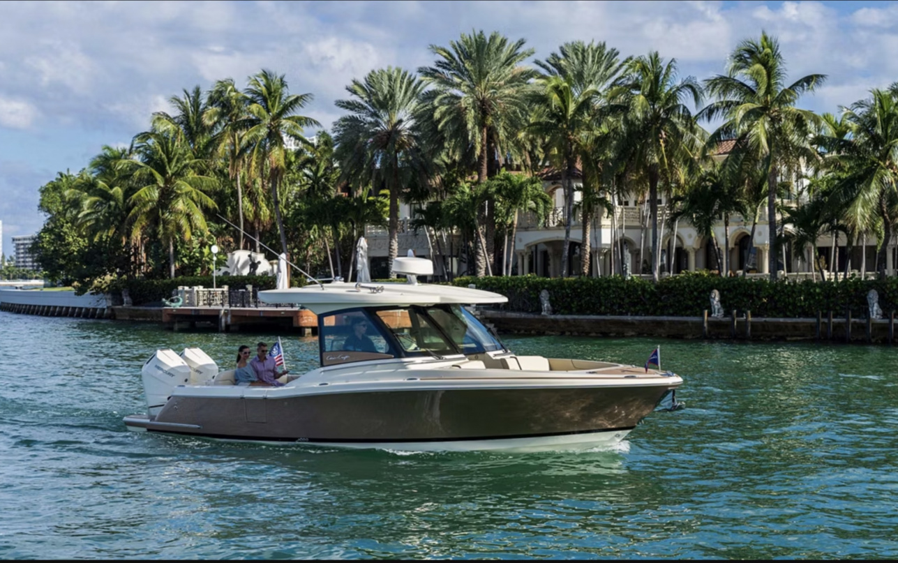 Катер Chris-Craft Calypso 32 фото 2.2