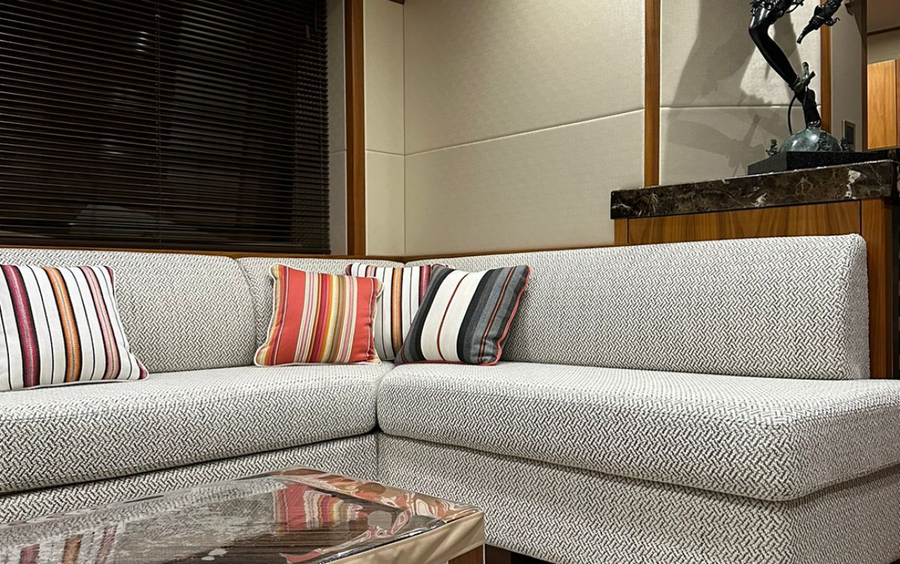 Яхта Sunseeker Manhattan 73 фото 2.2