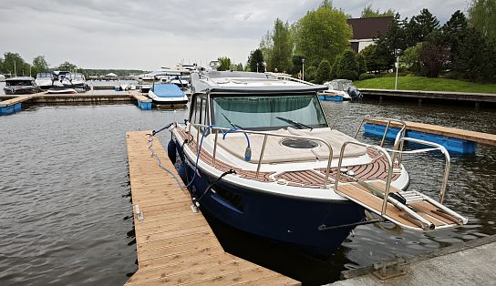 Катер Velvette 23 Active Sedan