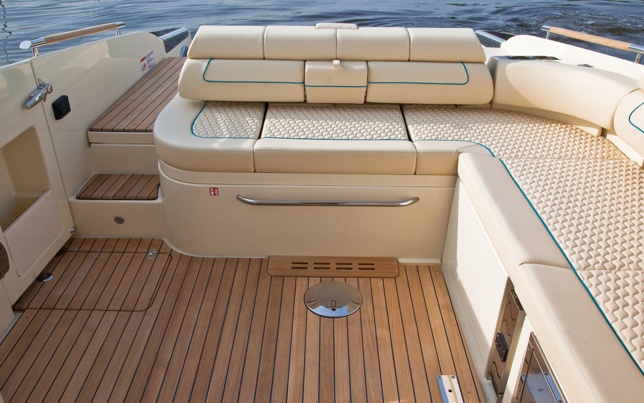 Катер Chris-Craft Launch 35 GT SURF фото 2.28