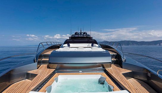 112' Dolcevita Super Project
