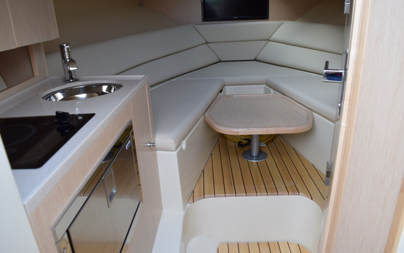 Катер Chris-Craft Corsair 32 фото 2.5