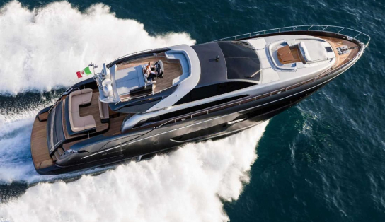 Яхта Riva 88' Domino Super