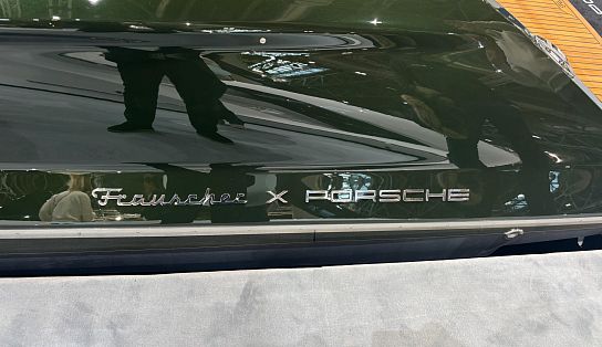 Frauscher x Porsche 850 Fantom 