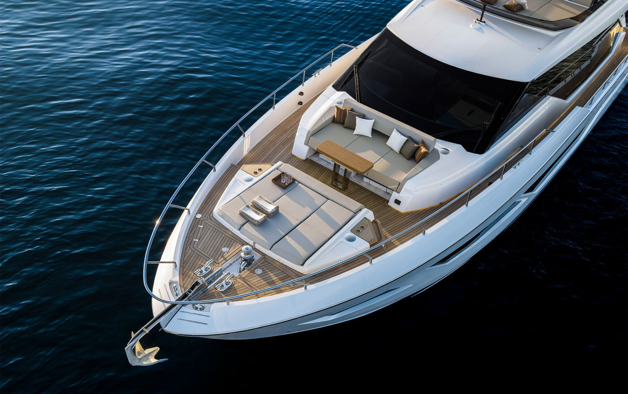 Яхта Ferretti Yachts 720 New фото 1.8