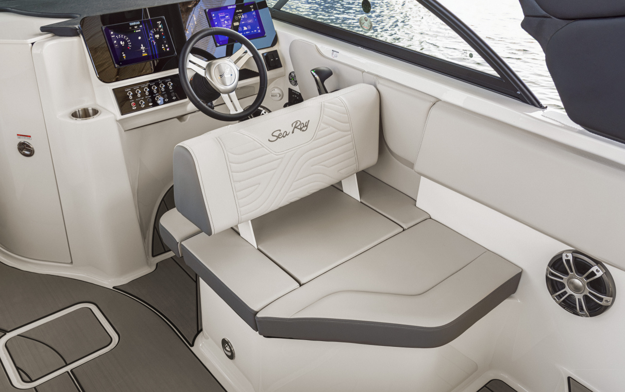 Катер Sea Ray  230 SDX SURF фото 1.2