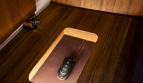  x Porsche 850 Fantom 