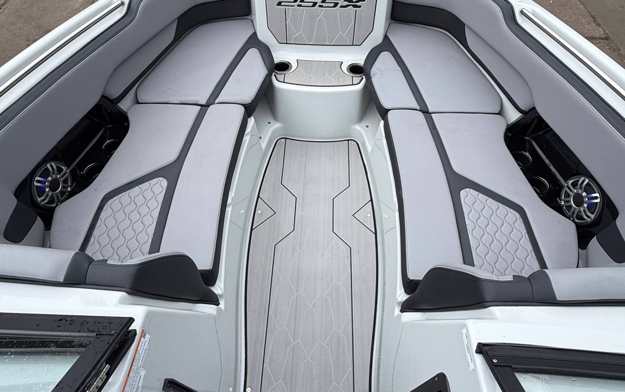 YAMAHA 255 XD 2025 фото 1.14
