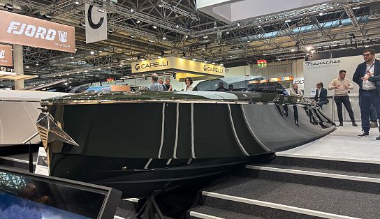 Frauscher x Porsche 850 Fantom 