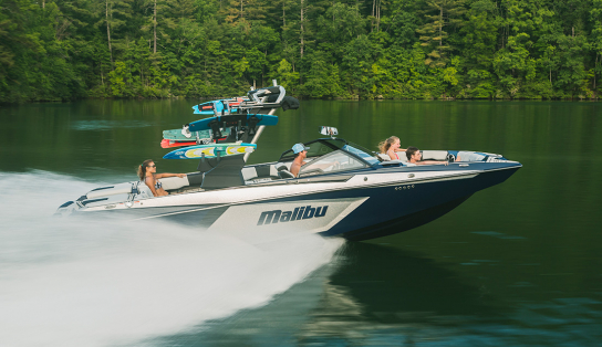 Катер буксировщик Malibu 24 MXZ 2021