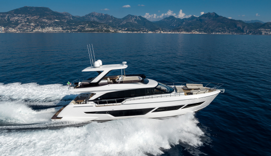 Яхта Ferretti Yachts 670