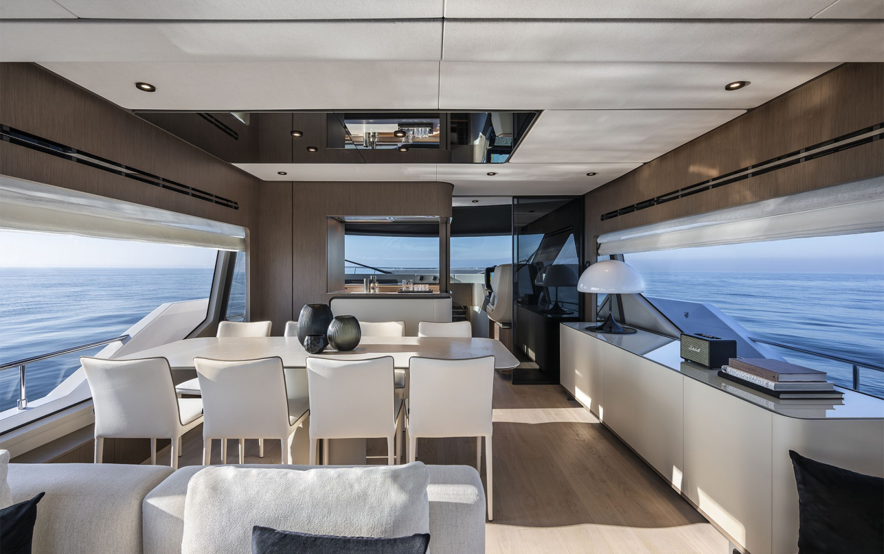 Яхта Ferretti Yachts 720 New фото 2.18